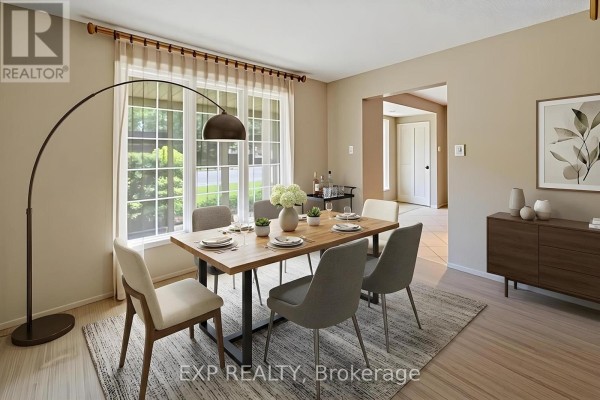 Dining room - 919 Plante Drive, Ottawa, ON K1V9E3 Photo 4