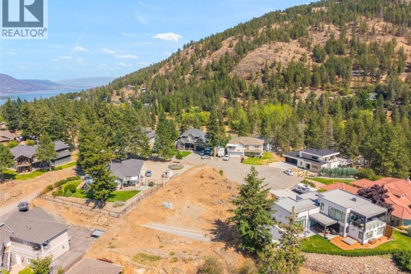 9196 Tronson Road Unit# 46, Vernon, BC V1H1E8 Photo 5