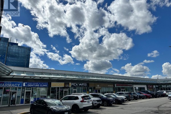 91d - 550 Highway 7 Avenue E, Richmond Hill, ON L4B3Z4 Photo 2