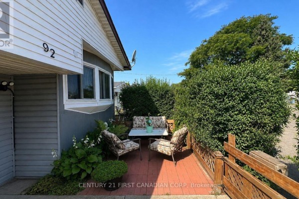 92 - 198 Springbank Drive, London South, ON, photo 2