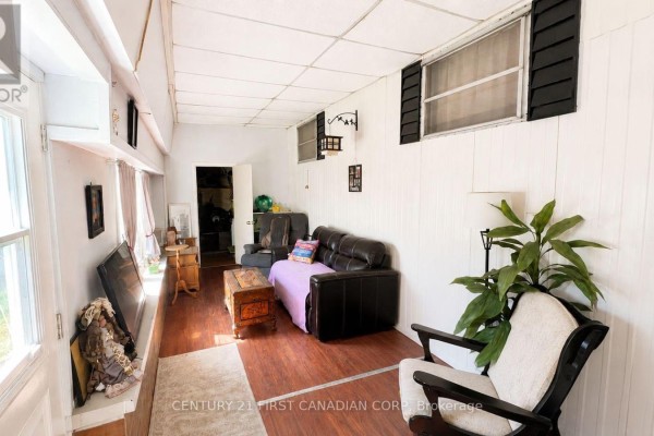 Primary Bedroom - 92 - 198 Springbank Drive, London South, ON N6J1G1 Photo 4
