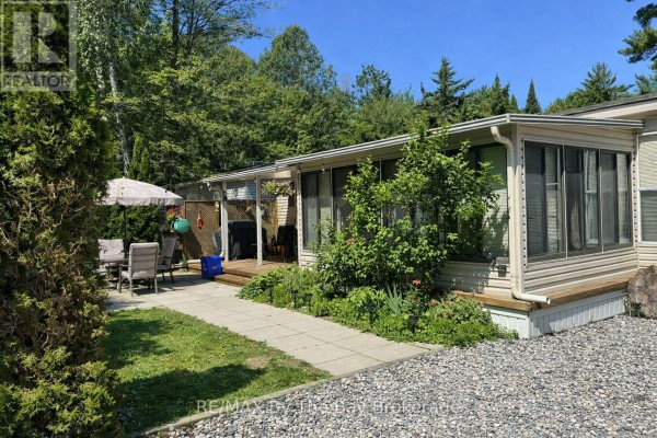 92 - 85 Theme Park Drive, Wasaga Beach, ON, photo 3