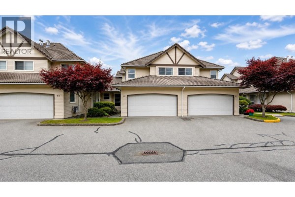 92 758 Riverside Drive, Port Coquitlam, BC V3B7V8 Photo 2
