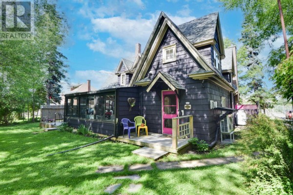 Sunroom - 92 Albert Street, New Glasgow, NS B2H3V3 Photo 3