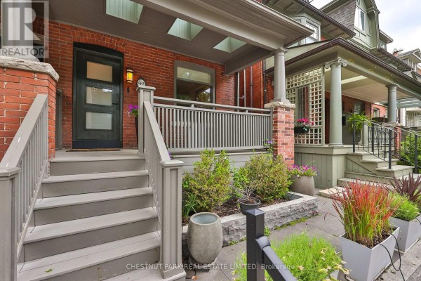 92 Balmoral Avenue, Toronto, ON, photo 2