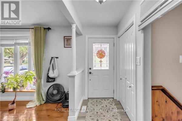 Den - 92 Brier Park Road, Brantford, ON N3R5T4 Photo 5