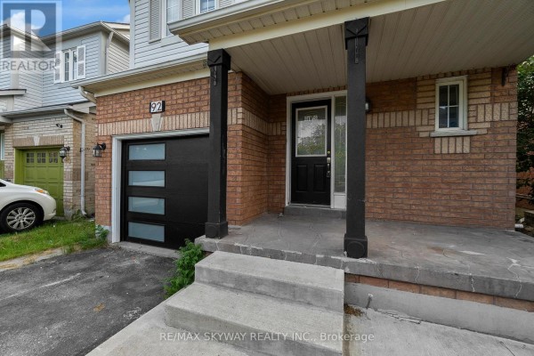 Eating area - 92 Charleswood Circle, Brampton, ON L7A1Z1 Photo 3