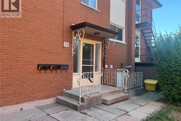 92 Confederation Drive Unit# 2, Kitchener, ON, photo 3