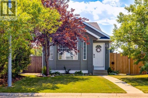 92 Covington Court Ne, Calgary, AB T3K4L9 Photo 2