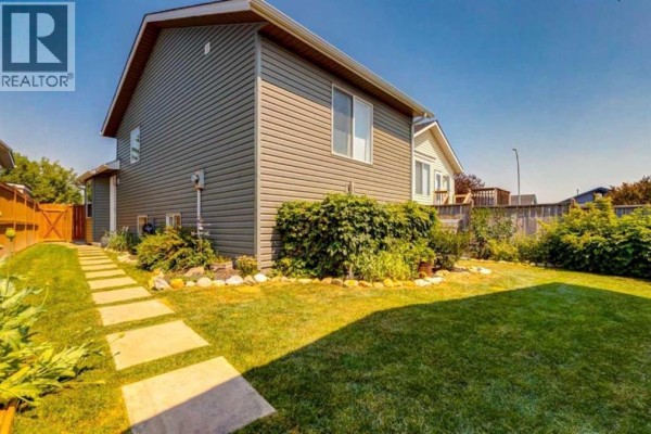 92 Covington Court Ne, Calgary, AB T3K4L9 Photo 3