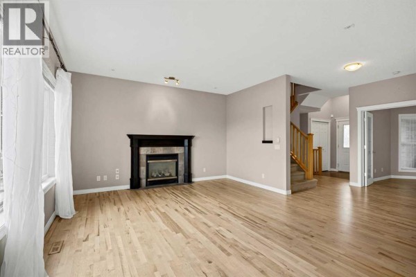 Den - 92 Everhollow Way Sw, Calgary, AB T2Y4R7 Photo 4
