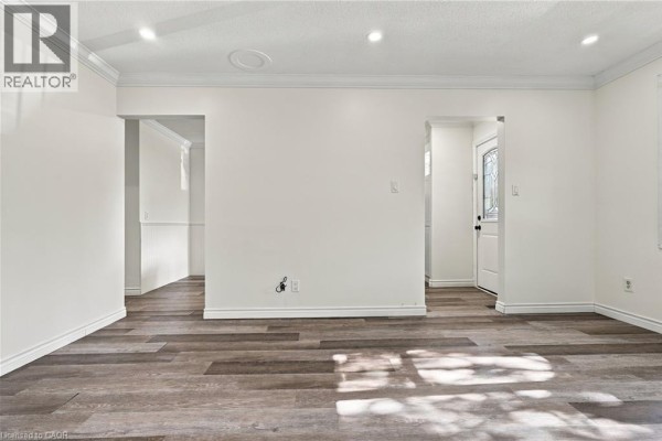 Primary Bedroom - 92 Hadati Road, Guelph, ON N1E6H2 Photo 5