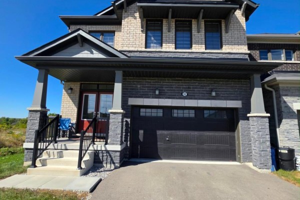 92 Hawick Crescent, Haldimand, ON N3W0G6 Photo 2