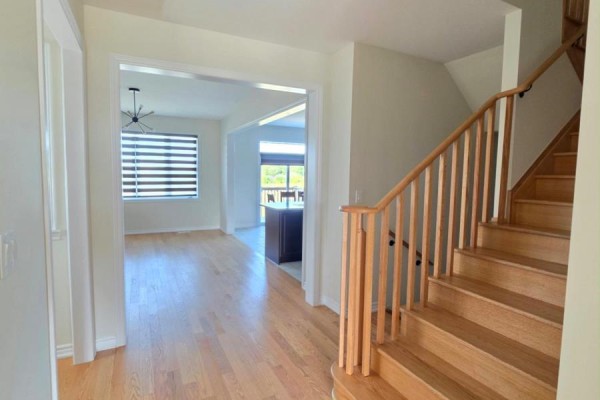 92 Hawick Crescent, Haldimand, ON N3W0G6 Photo 4