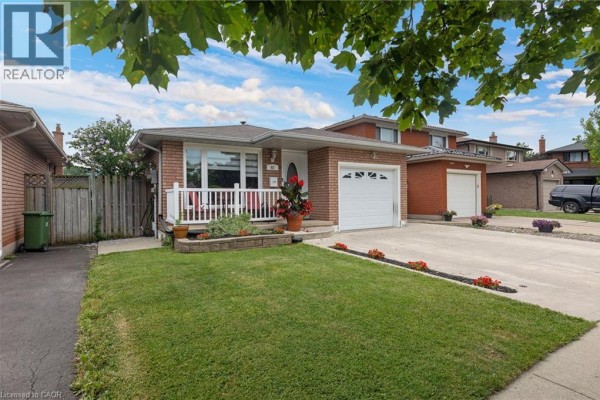 92 Juniper Drive, Stoney Creek, ON, photo 2