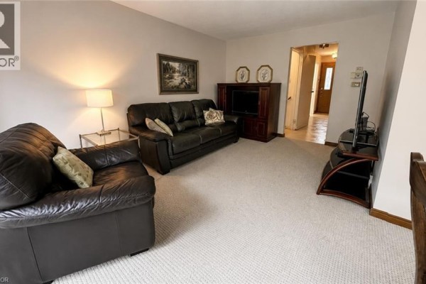 92 Mount Albion Road, Hamilton, ON, photo 3