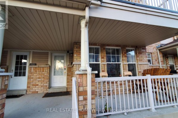 Kitchen - 92 Port Union Road, Toronto, ON M1C5K4 Photo 3