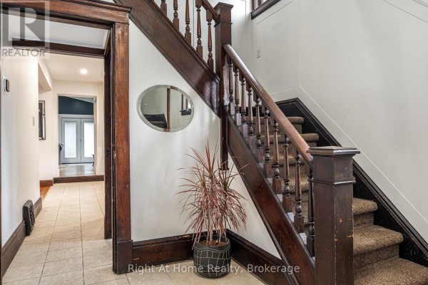 92 Rebecca Street, Stratford, ON, photo 3