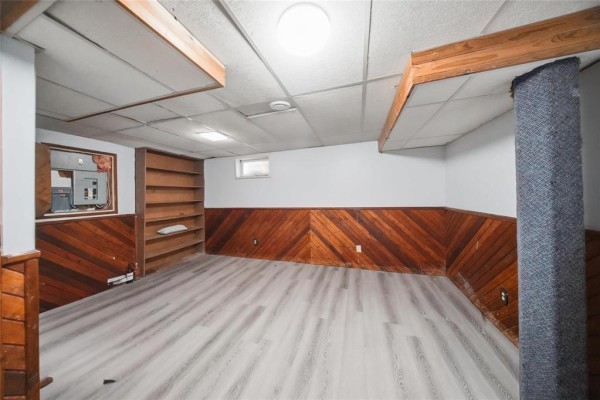 Kitchen - 92 Red Oak Drive, Winnipeg, MB R2G2Z9 Photo 5