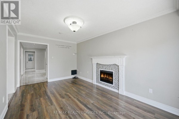 Bathroom - 92 Tulip Drive, Brampton, ON L6Y3X6 Photo 3