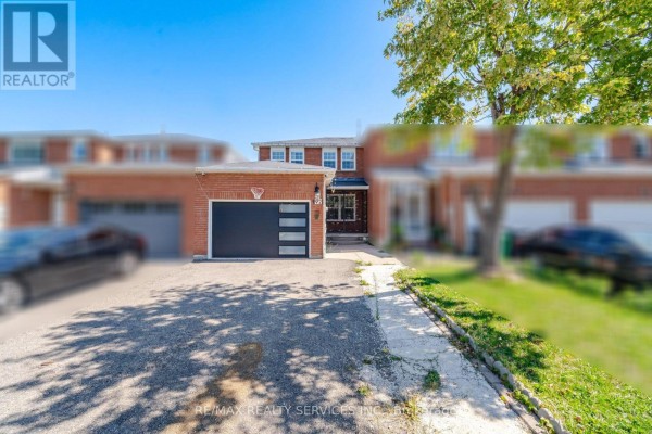 Family room - 92 Tulip Drive, Brampton, ON L6Y3X6 Photo 5