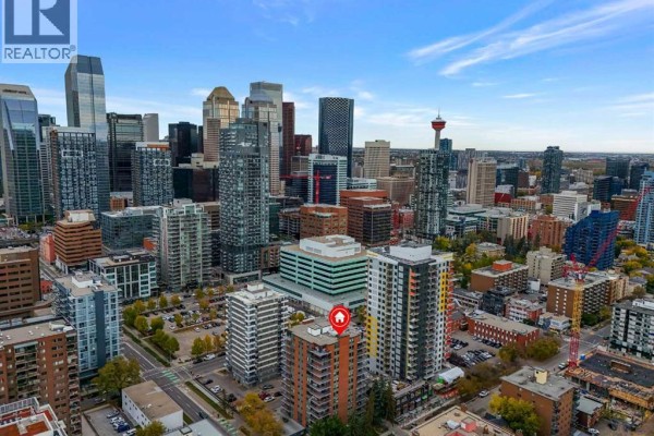 Aerial view of downtown Calgary skyline, with the apartment building prominently marked. - 920, 540 14 Avenue Sw, Calgary