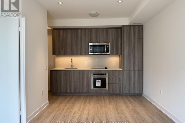 920 - 15 Richardson Street, Toronto