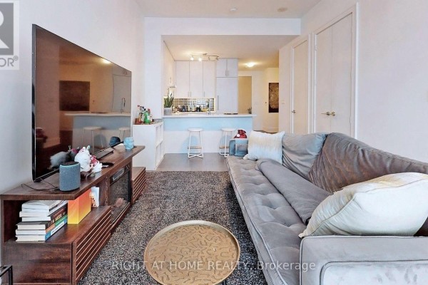 Primary Bedroom - 920 - 39 Queens Quay E, Toronto, ON M5E0A5 Photo 4