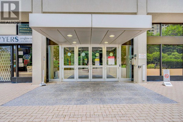 920 - 45 Sheppard Avenue E, Toronto, ON M2N5N1 Photo 2
