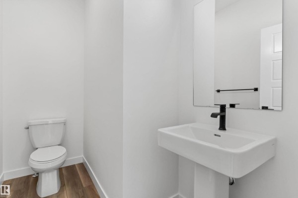 Kitchen - 920 18 Av Nw, Edmonton, AB T6T2X4 Photo 3