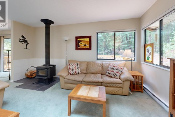 Ensuite - 920 Carmen Cres, Gabriola Island, BC V0R1X2 Photo 5