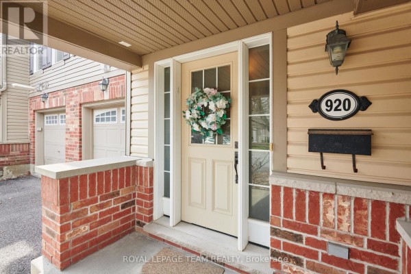 920 Messor Crescent, Ottawa, ON, photo 2