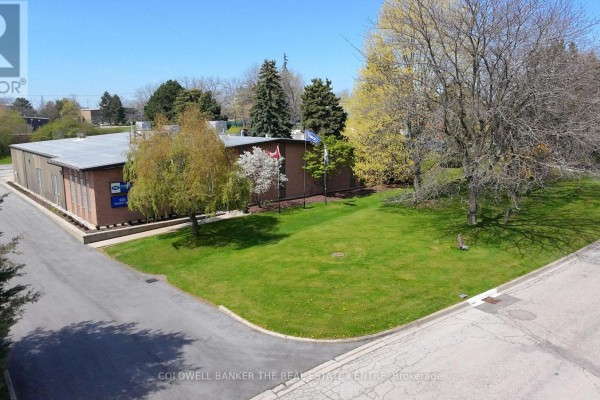920 Sheldon Court, Burlington, ON L7L5K6 Photo 4