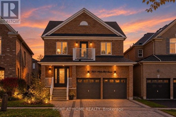 921 Miller Park Avenue, Bradford West Gwillimbury