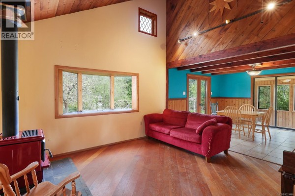 Living room/Dining room - 9210 Mcfarlane Rd, Denman Island, BC V0R1T0 Photo 4