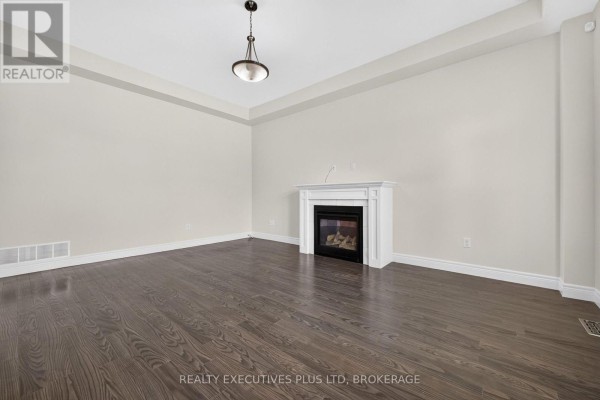 Laundry room - 9211 Tallgrass Avenue, Niagara Falls, ON L2G0A4 Photo 5