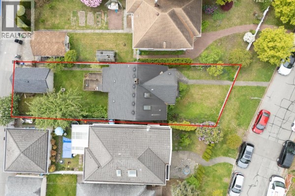 922 Park Drive, Vancouver, BC V6P2J4 Photo 4