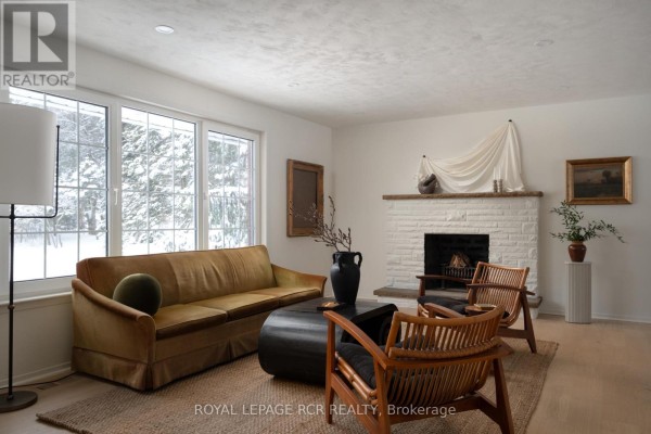922 The Grange Side Road, Caledon, ON L7K1G5 Photo 5