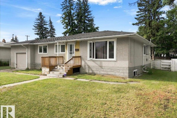 9228 75 St Nw, Edmonton, AB, photo 2