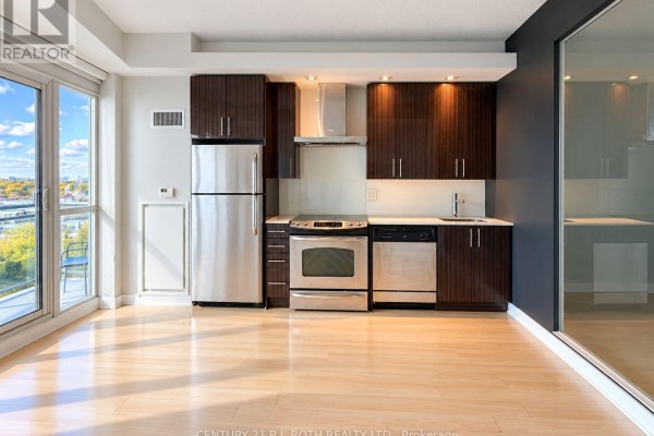 923 - 165 Legion Road N, Toronto, ON M8Y0B3 Photo 4