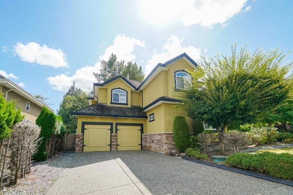 9238 164 Street, Surrey, BC V4N3C9 Photo 3