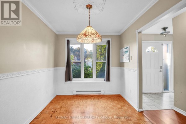 924 Dynes Road, Ottawa, ON K2C0G8 Photo 3
