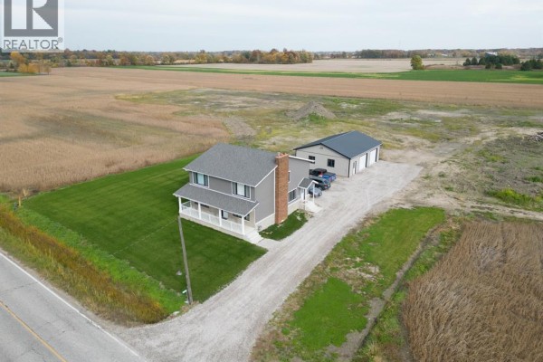 Residential for rent at 9240 Broderick Road, Lasalle, ON - MLS® c29tXF