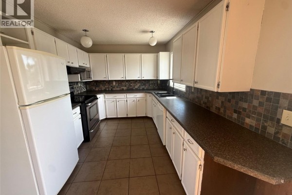 Other - 925 Cornwall Crescent, Dawson Creek, BC V1G1P1 Photo 3