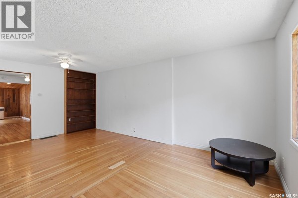 Dining room - 925 L Avenue S, Saskatoon, SK S7M2J2 Photo 5