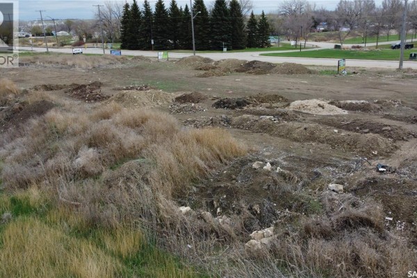 925 South Railway Street E, Swift Current, SK S9H3B4 Photo 5