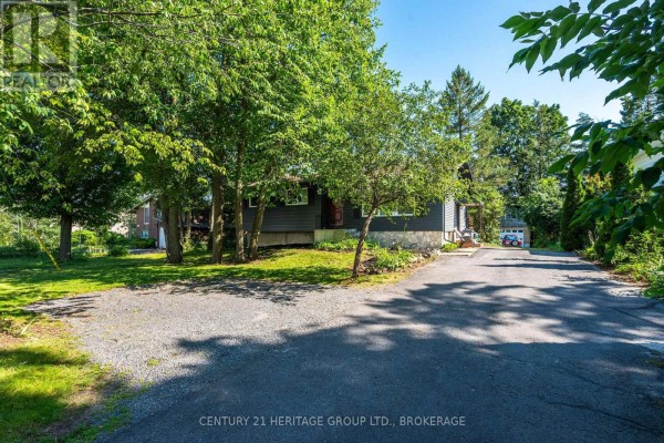 Laundry room - 925 Woodbine Road, Kingston, ON K7P2X4 Photo 2