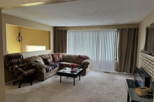 Bedroom 2 - 9250 Mcnaught Road, Chilliwack Proper East, Chilliwack, BC V2P6E6 Photo 5