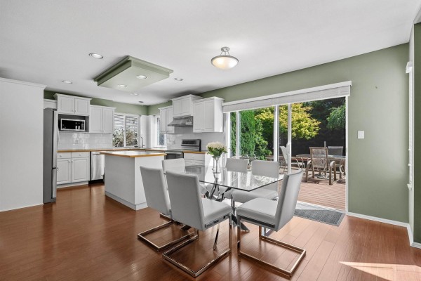 9252 206 Street, Langley, BC V1M2W8 Photo 5