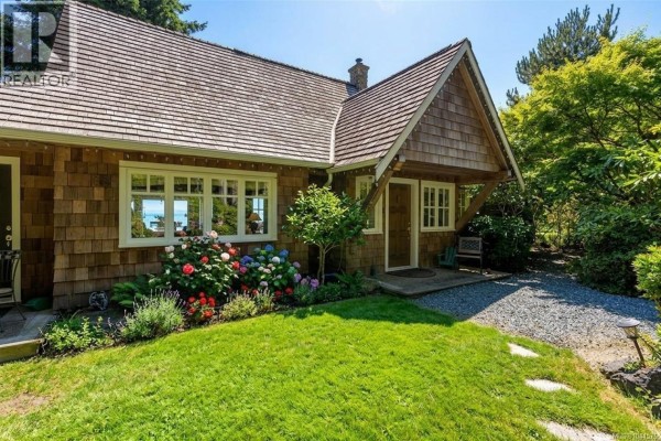 Porch - 9259 Invermuir Rd, Sooke, BC V9Z1G3 Photo 2